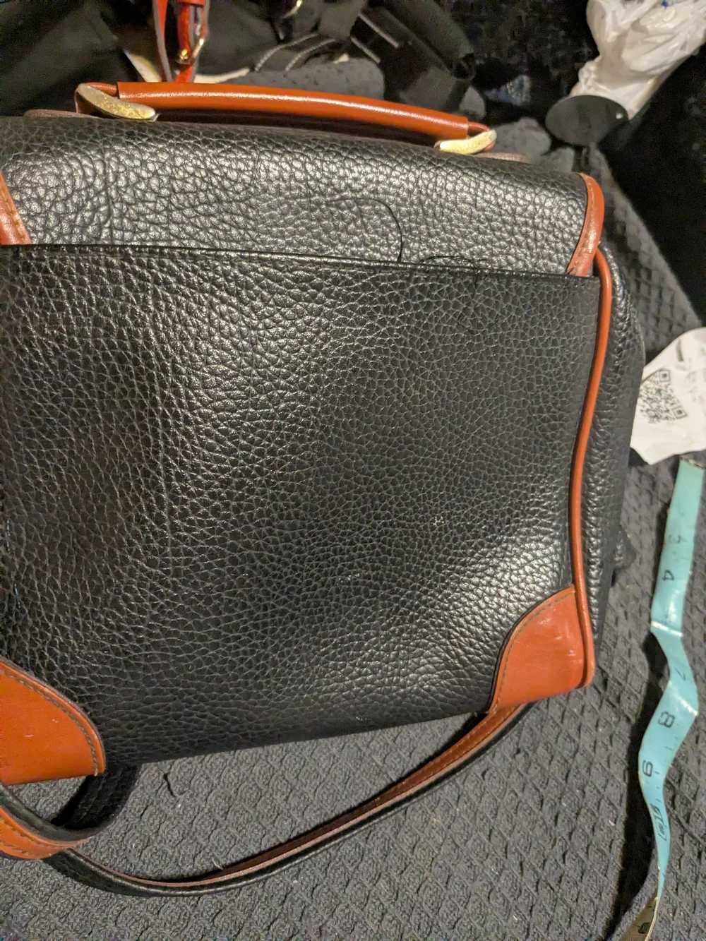 Vintage Dooney Bourke Pebbled Leather Bag black tan Crossbody